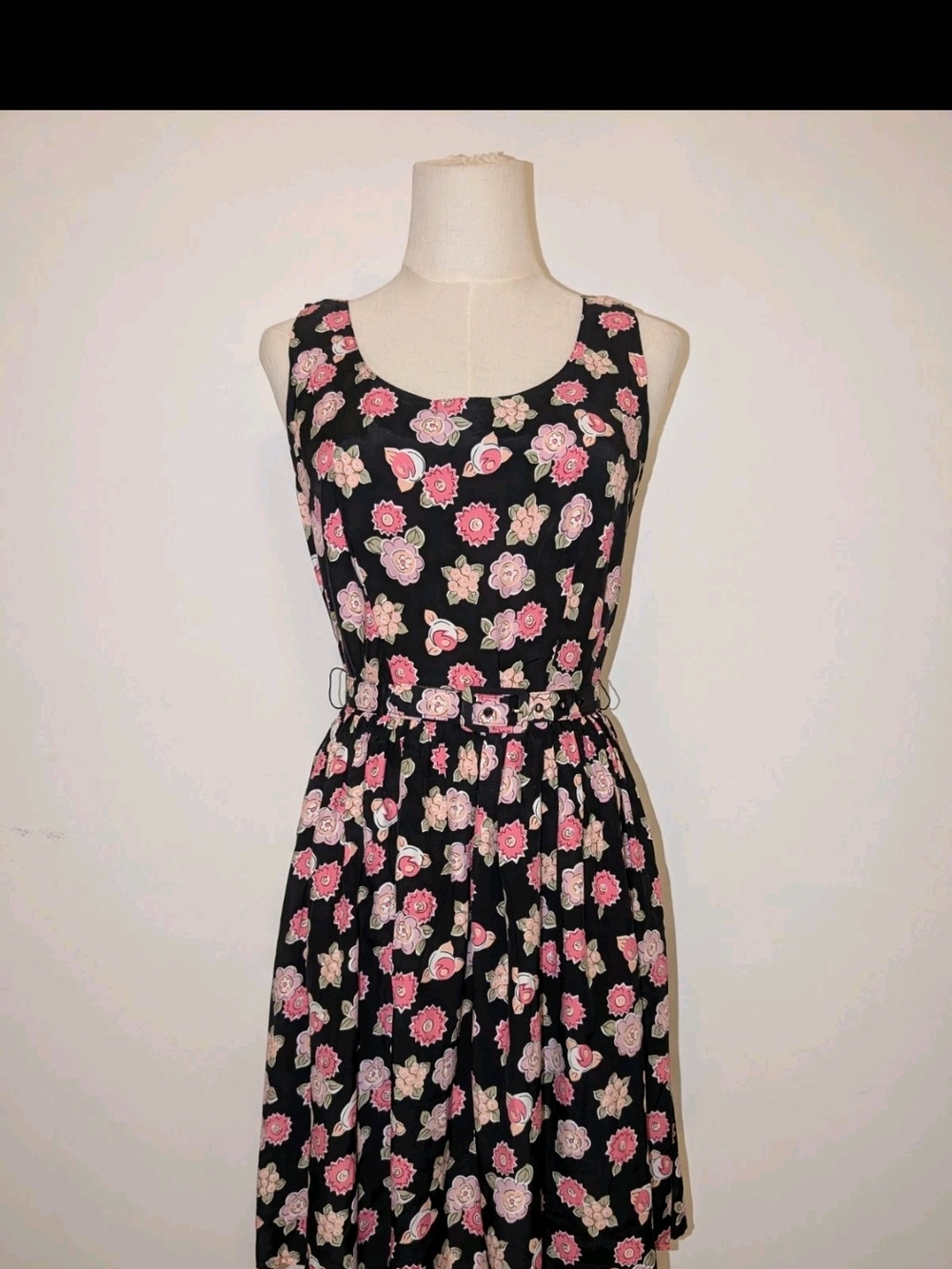Vintage jonathan martin Black Sleeveless Floral Belted Dress